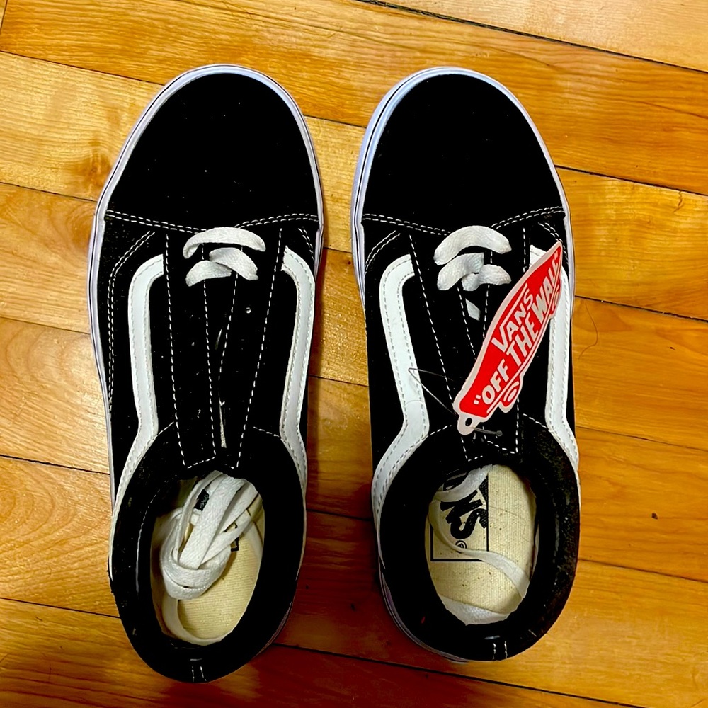 Brand new Vans Old Skool Platform Sneakers